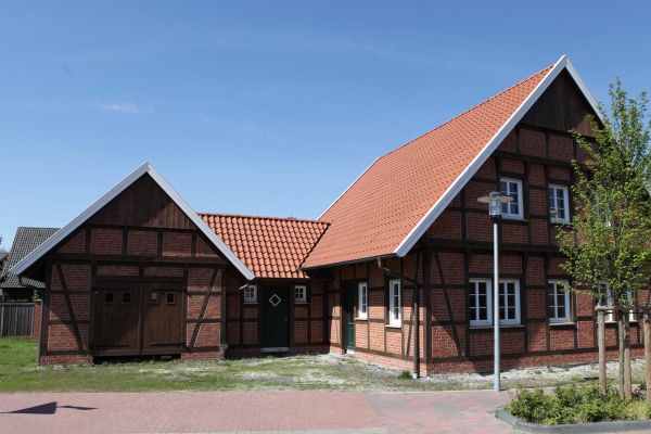 Landhaus H3 mit Klinker 111-115-RF rot - orange