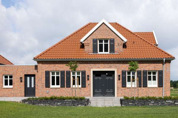 Landhaus H5 mit Klinker 111-102-RF rot-braun