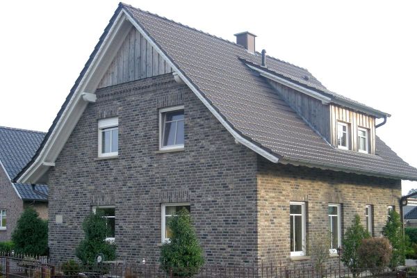 Einfamilienhaus H4 mit Klinker 105-111-WDF braun-bunt